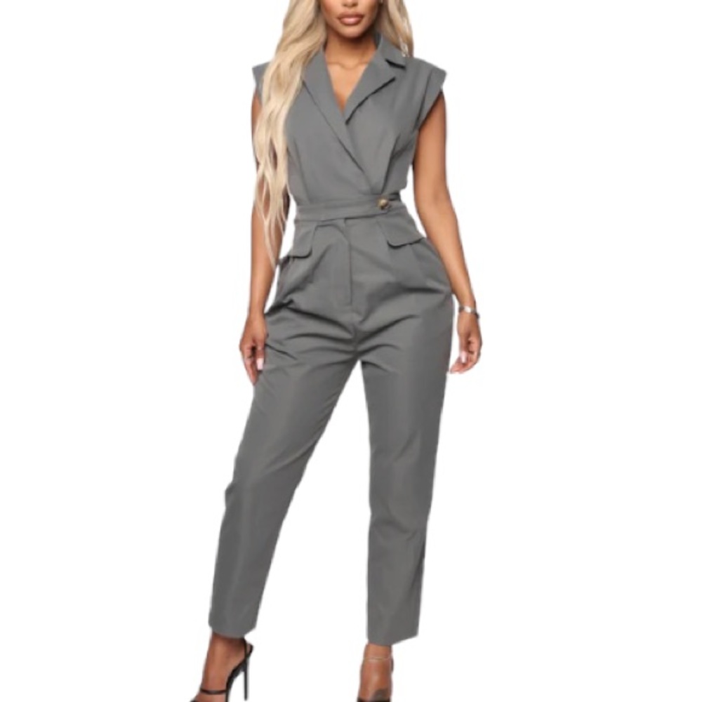 Fashion Nova Gray Sleeveless Tailored Jumpsuit